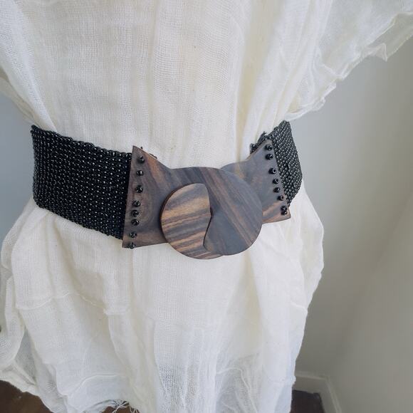 Women’s Vintage Indonesian Belt Black Seed Beads Starburst Pattern Wooden Buckle - Picture 7 of 8